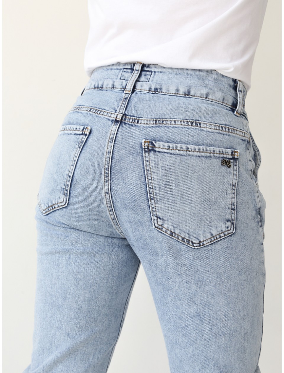 джинсы ANG 2535-789 св/син-защ+заст кон/ф 25-30 Ж