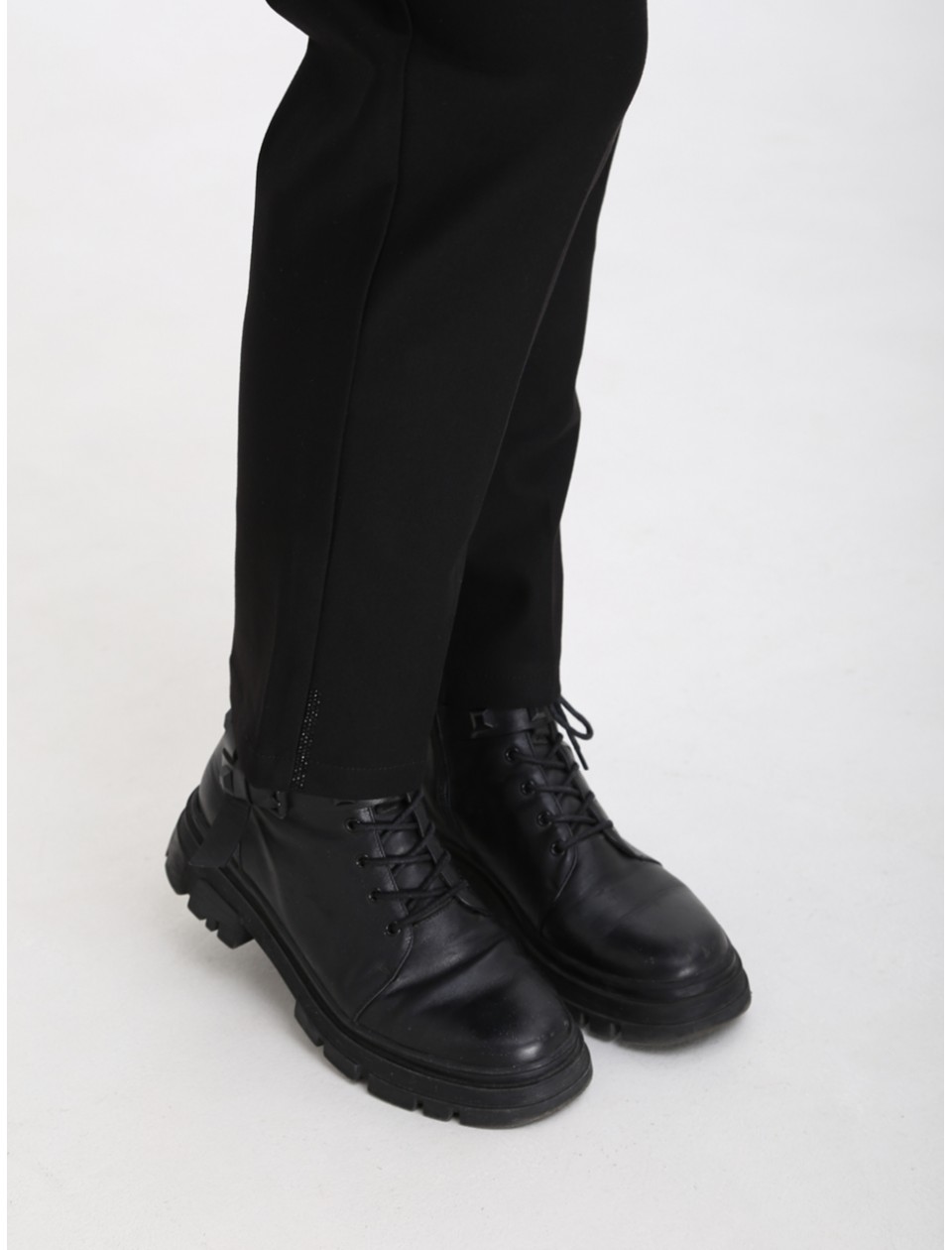 штани ут б/ S-li Crm 20057-B чор+кулс MOM  42-48 Ж