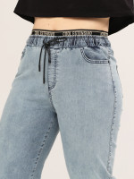 Джинсы женские синие с зеленым МОМ летние пояс на резинке  1263