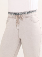 Джинсы женские бежевые МОМ летние с резинкой на поясе  7443
