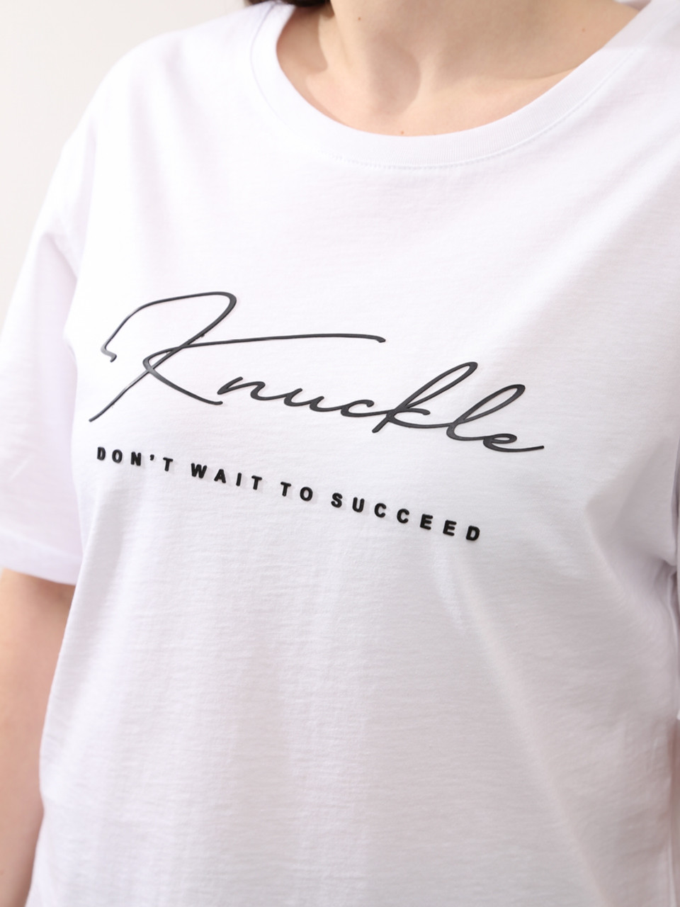 Футболка жіноча біла з написом великий розмір 925-В-2