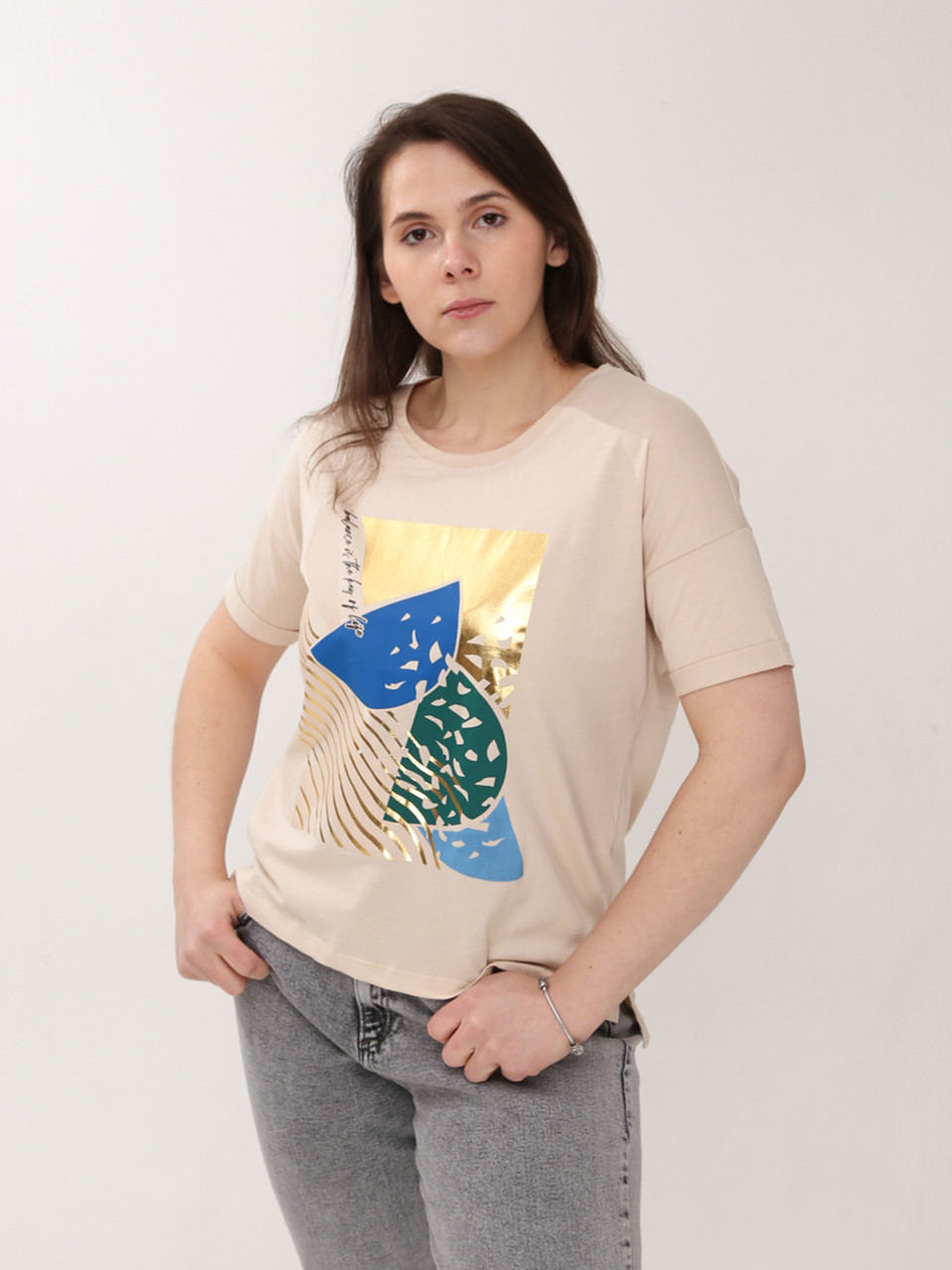 Футболка женская бежевая прямая с принтом  719028-1