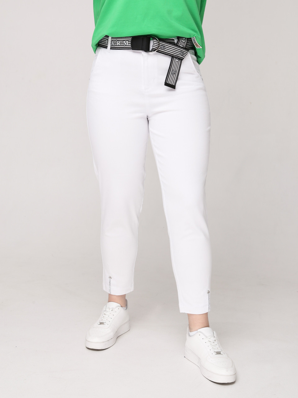Штани жіночі білі МОМ літні укорочені 10168