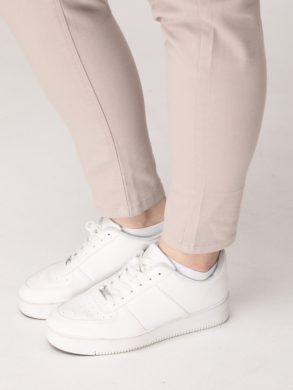 Брюки женские бежевые МОМ тонкие на кулиске большой размер  1313-В-1