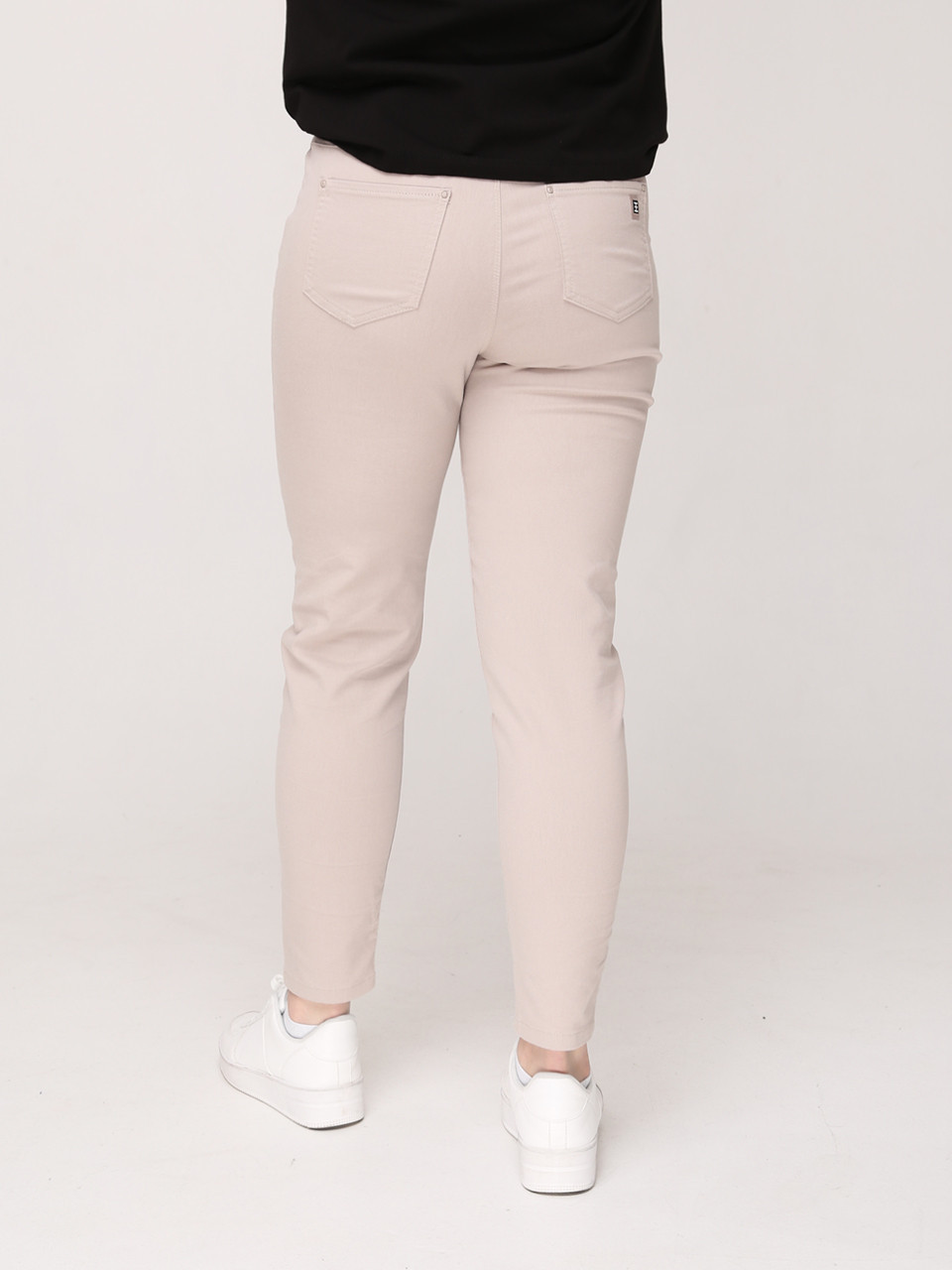 Брюки женские бежевые МОМ тонкие на кулиске  1313-1