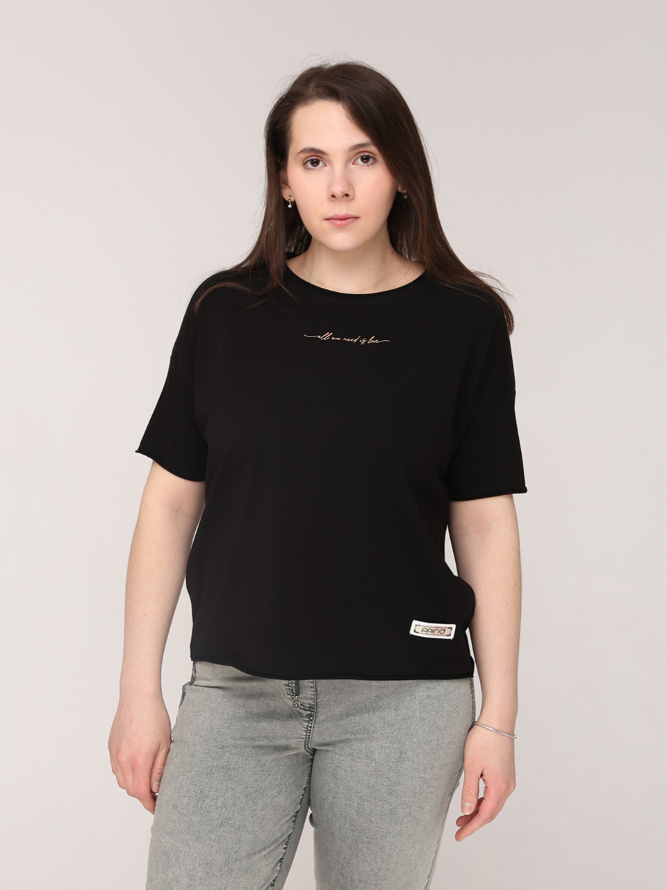 Футболка женская черная широкая с надписью  1835-1