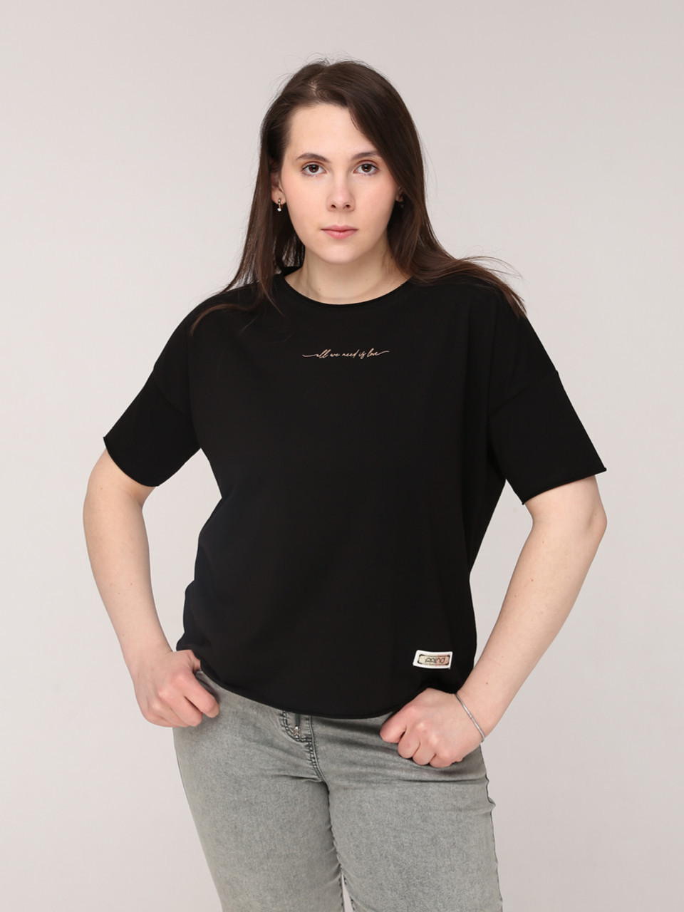 Футболка женская черная широкая с надписью  1835-1