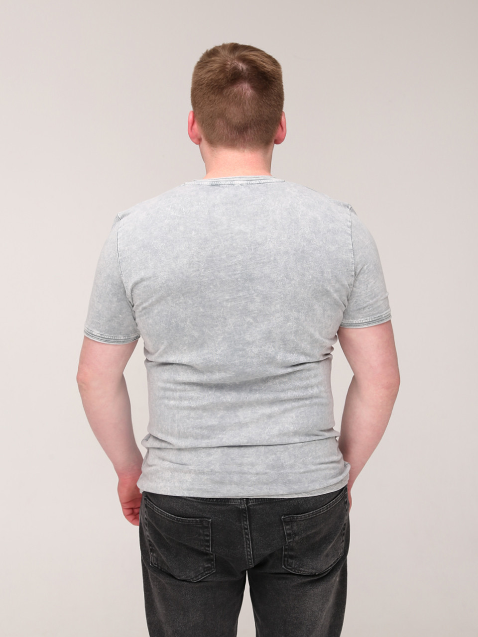 Футболка чоловіча світло-сіра однотонна з варінням 2111-2