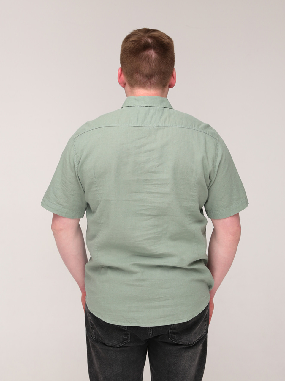 Рубашка мужская зеленая льняная короткий рукав  2403-2