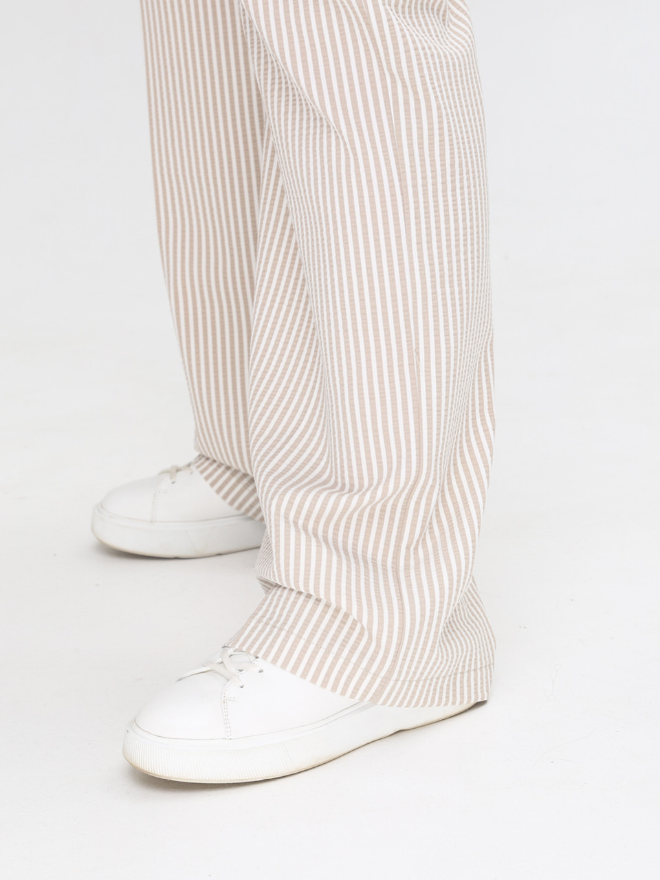 Штани жіночі бежеві тонкі в смужку палаццо на лаштунці 10187