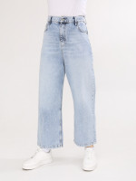 Джинсы женские светлые релакс фит укороченные 1447