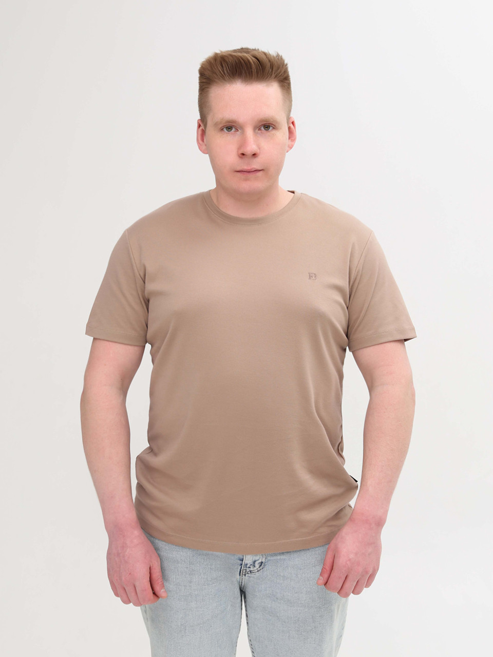 Футболка чоловіча бежева однотонна пряма 1976-1