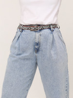 Джинсы бананы женские светло-голубые защипы  2442-755