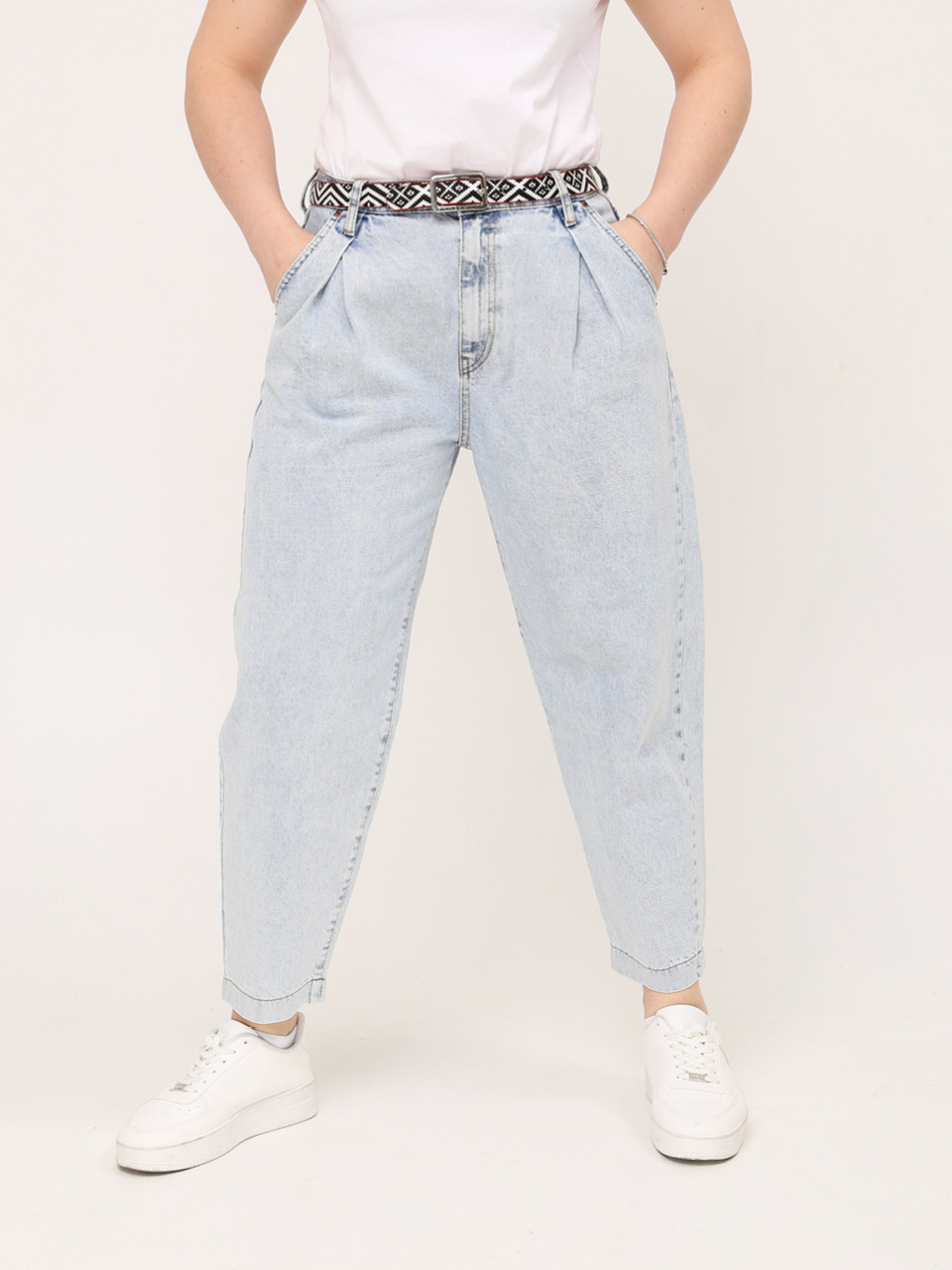 Джинсы бананы женские голубые защипы 2442-755-1