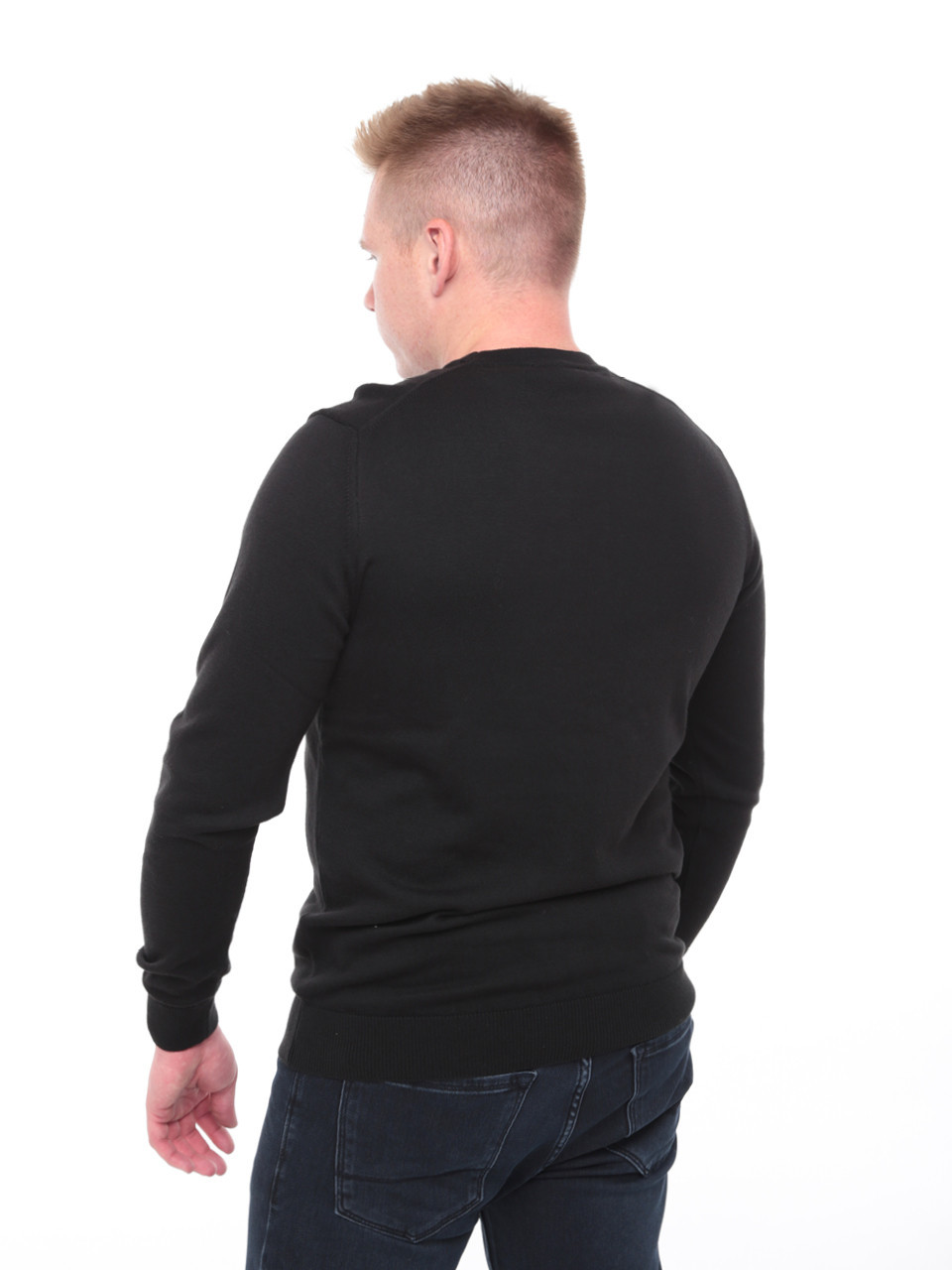 Светр чоловічий чорний тонкий однотонний 100-4-3