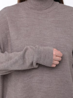 Светр жіночий коричневий подовжений з горлом 214469-1