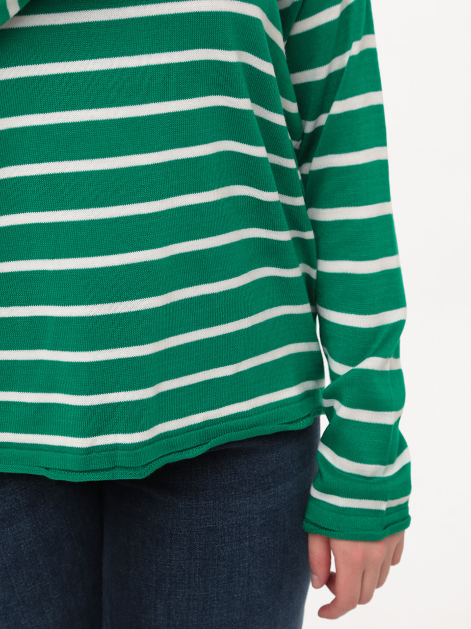 Светр жіночий зелений в смужку тонкий вільний 10293-1-Т