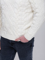 Светр чоловічий молочний теплий з горлом та косами 230-570-1