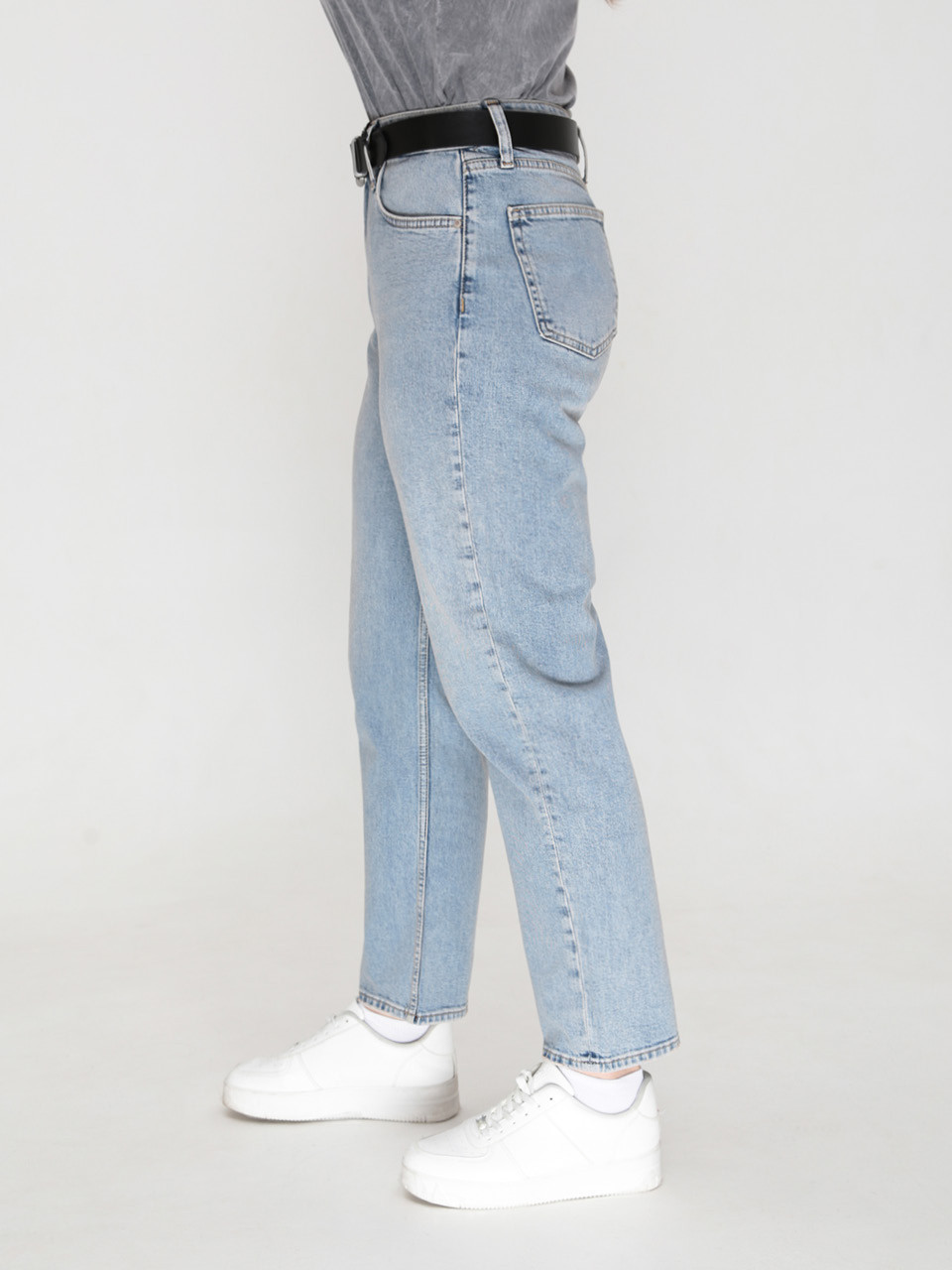 Джинси жіночі світло-сині МОМ прямі великий розмір 1574-1-B