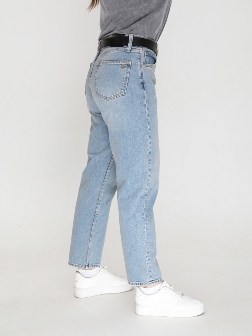 Джинси жіночі світло-сині МОМ прямі великий розмір 1574-1-B