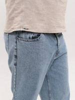 Джинси чоловічі блакитні з варінням МОМ з високою посадкою 2030-551