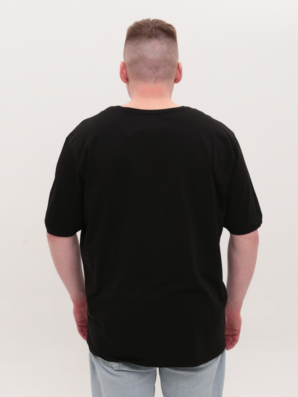 Футболка чоловіча чорна однотонна у великих розмірах 8107-SB-02