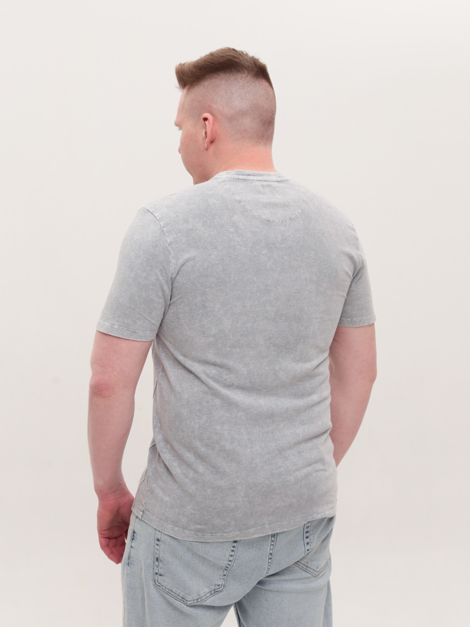 Футболка чоловіча пряма світло-сіра з варкою 5213-3