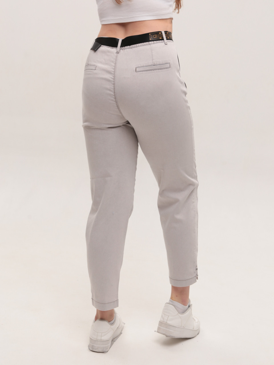 Джинсы женские светло-бежевые МОМ тонкие 10456-1