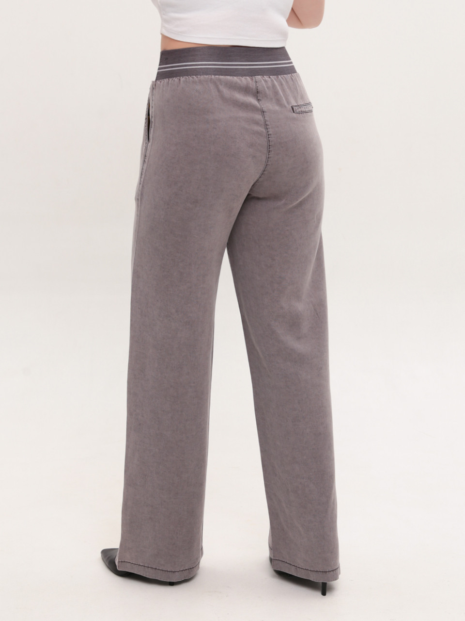 Штани жіночі коричневі тонкі широкі з гумкою на пояс 7740-B-4