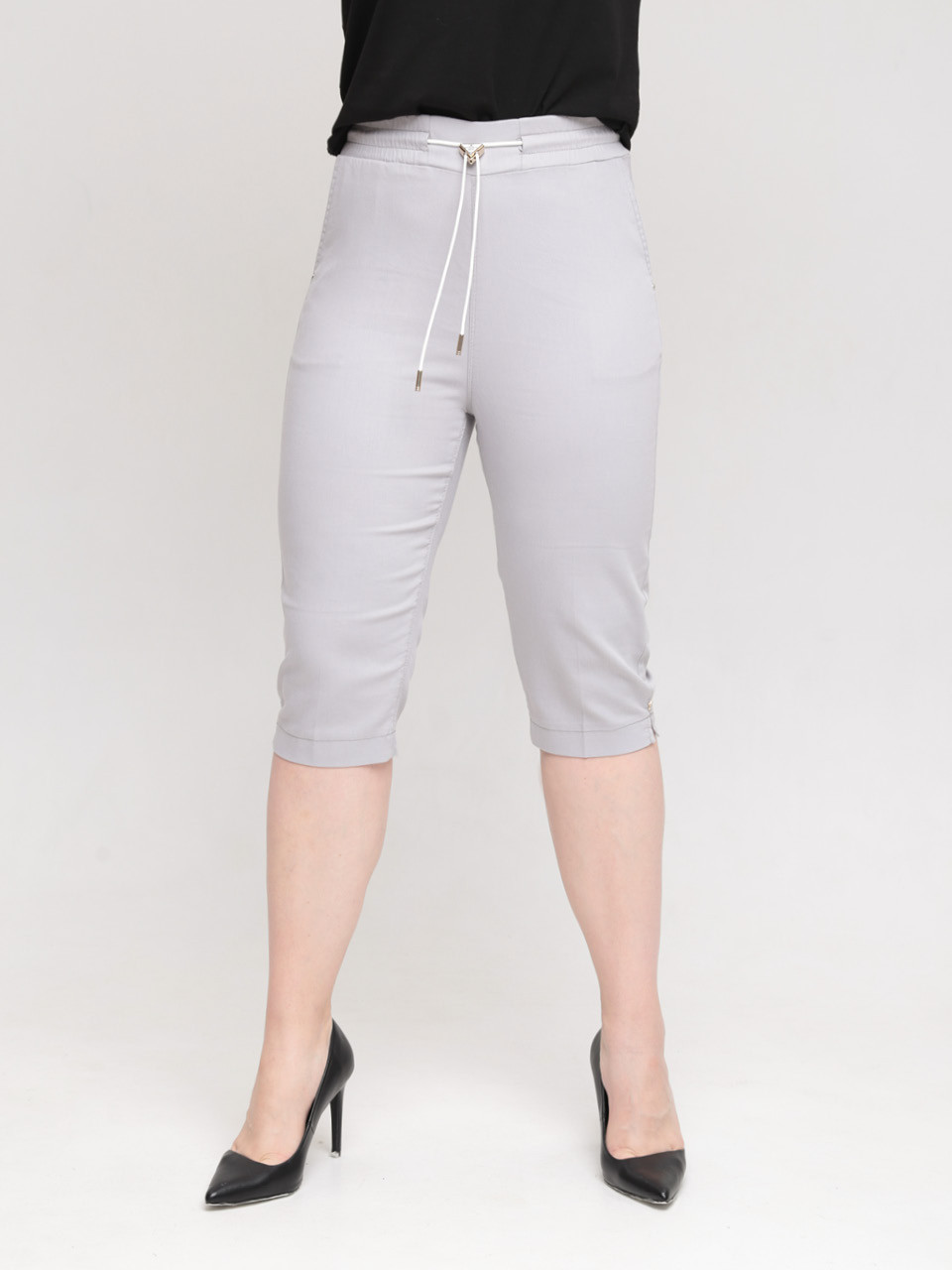 Жіночі шорти світло-сірі бавовняні зі стрейчем 2027-B-1
