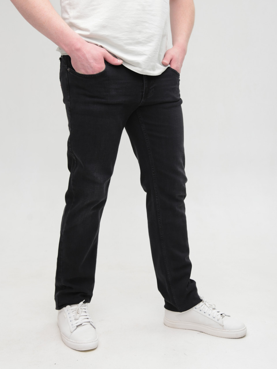 Джинсы мужские черные прямые 36 длина 23117 6708 695