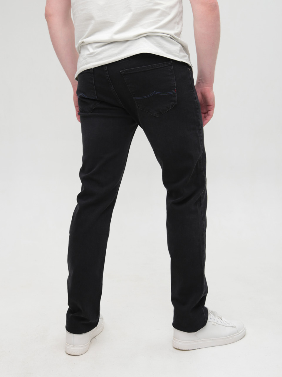 Джинсы мужские черные прямые 36 длина 23117 6708 695
