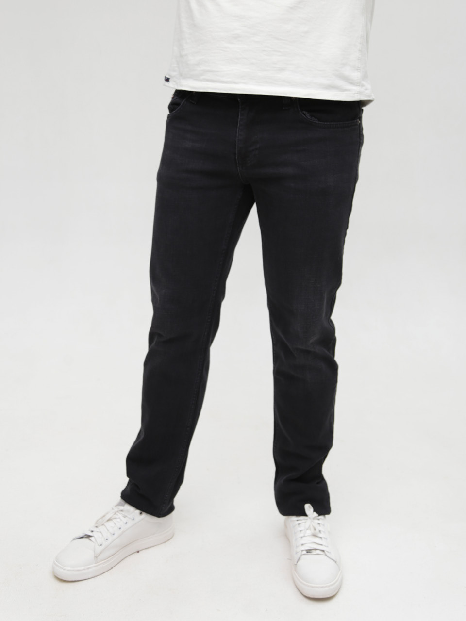Джинсы мужские черные прямые 36 длина 23117 6708 695