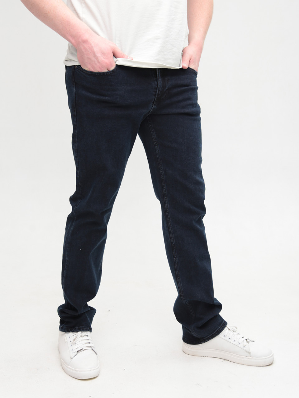 Джинсы мужские черно-синие прямые 24220 6948 100