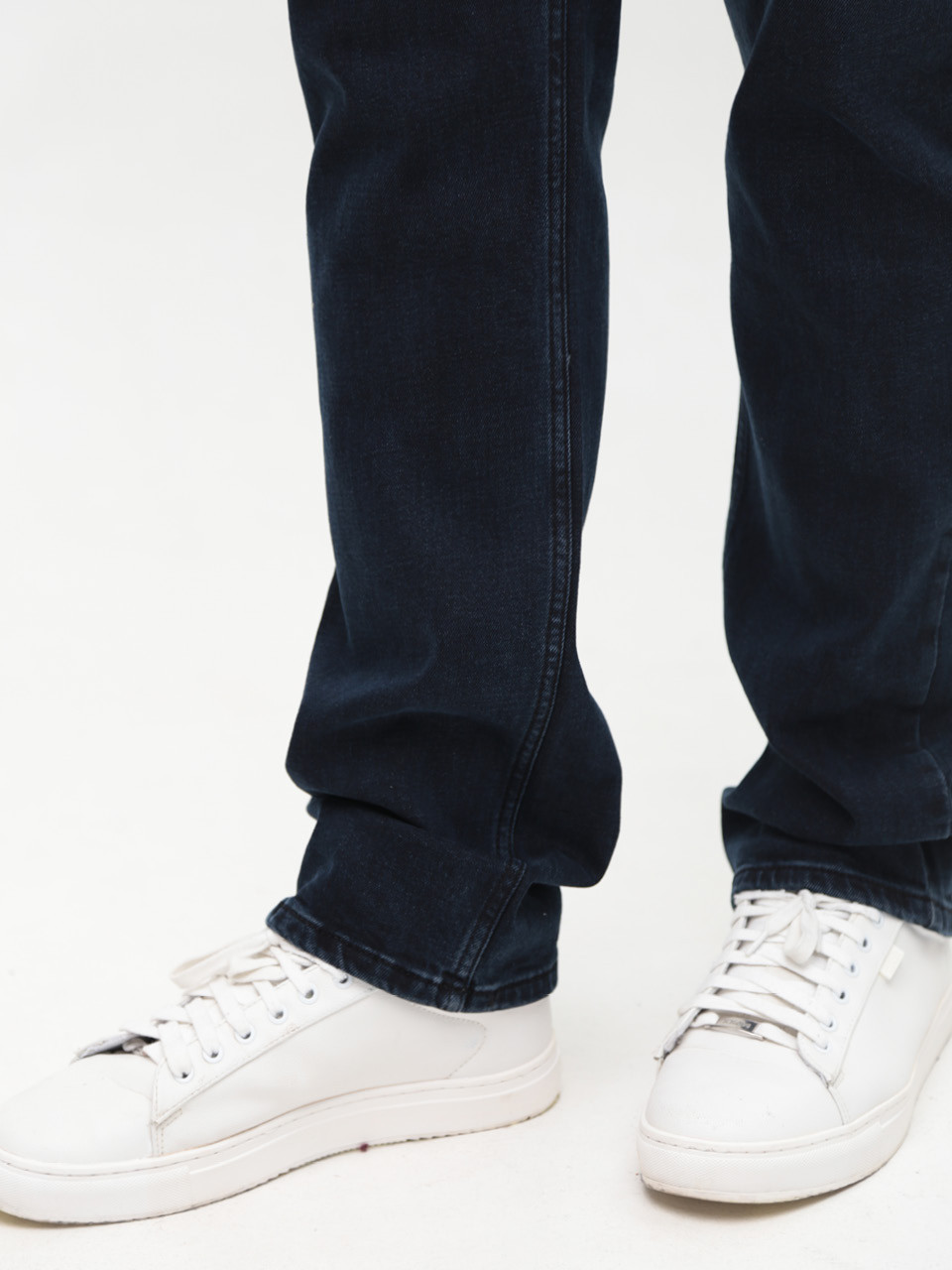 Джинсы мужские черно-синие прямые 24220 6948 100