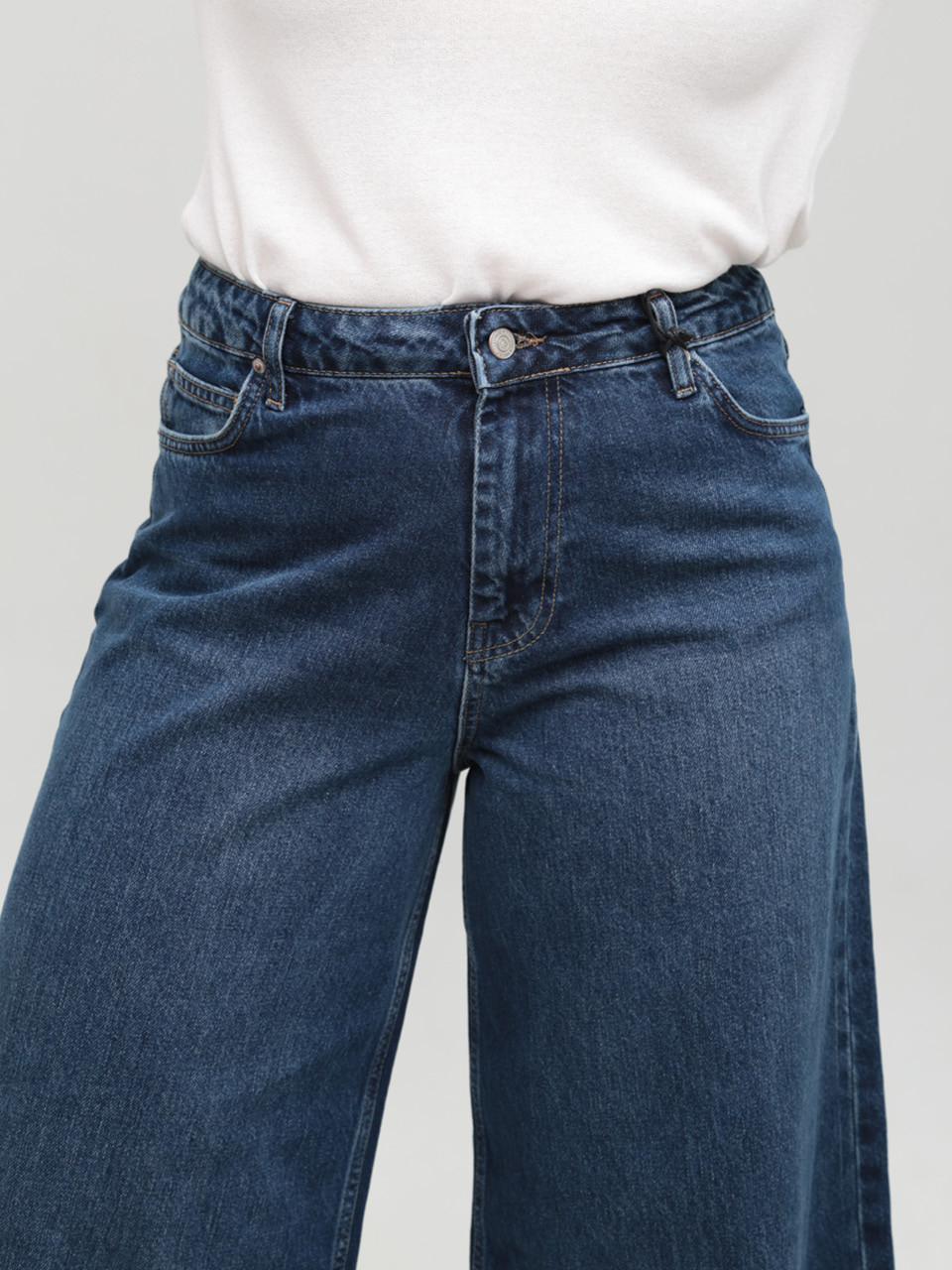 Джинси жіночі сині супер широкі з підворотами 1606