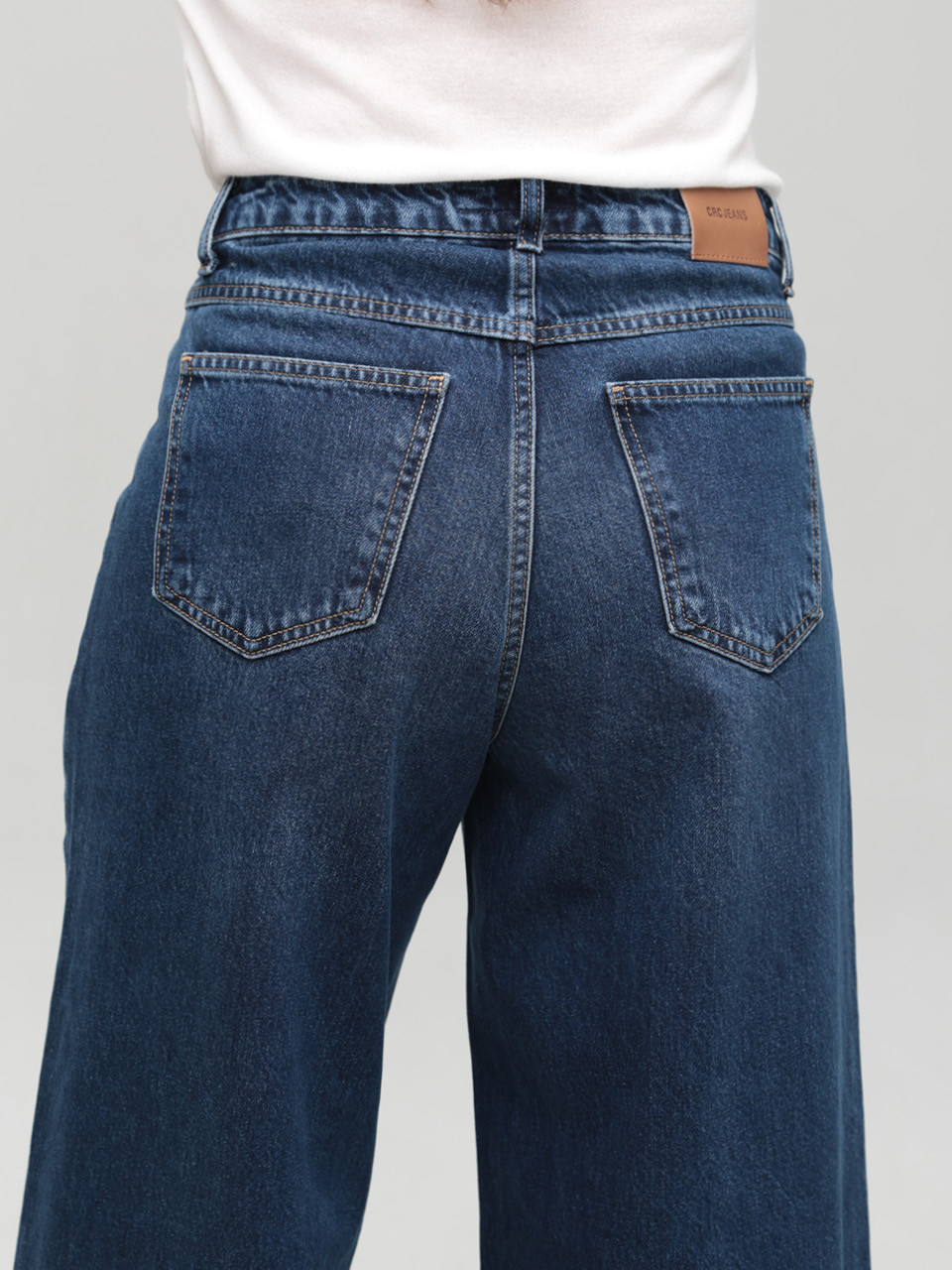 Джинси жіночі сині супер широкі з підворотами 1606