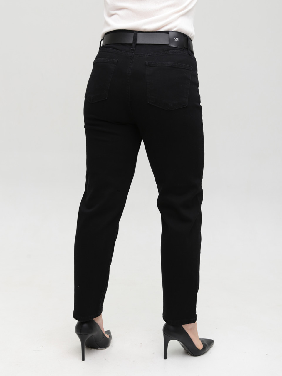 Джинси жіночі чорні прямі МОМ 1622-1-B