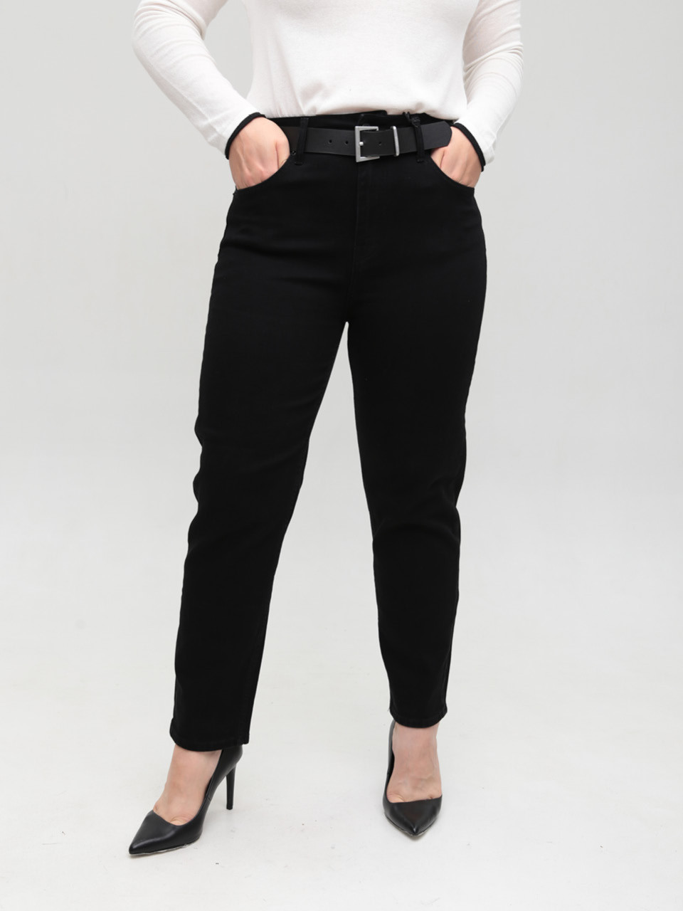 Джинси жіночі чорні прямі МОМ 1622-1-B