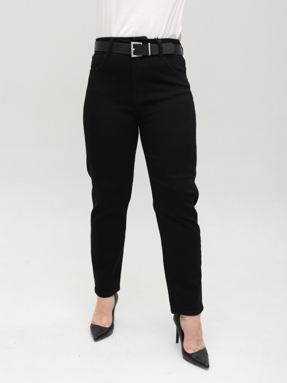 Джинси жіночі чорні прямі МОМ 1622-1-B