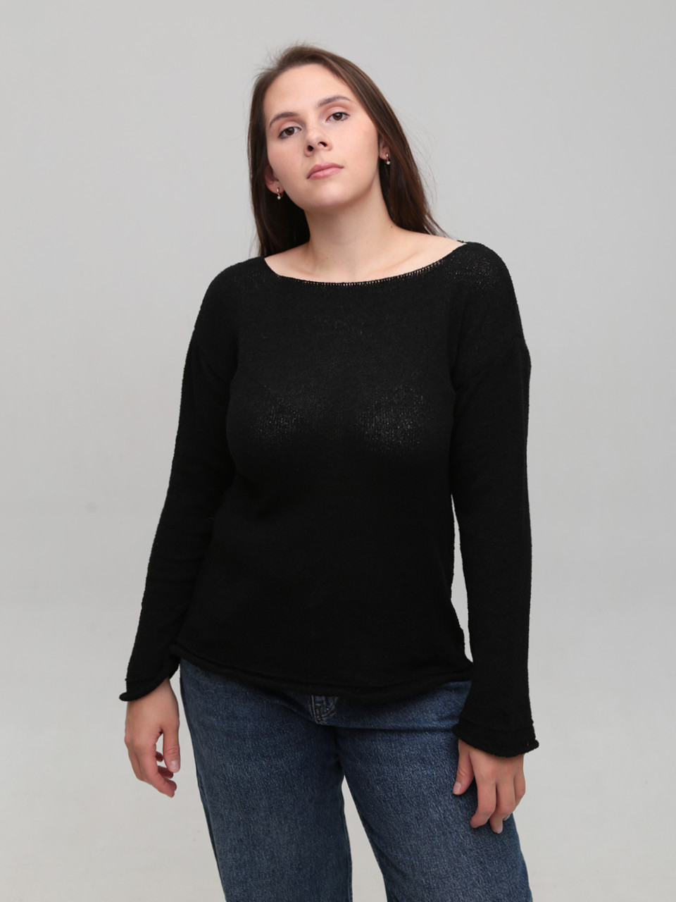 Светр жіночий тонкий чорний прямий 8529-1-Т