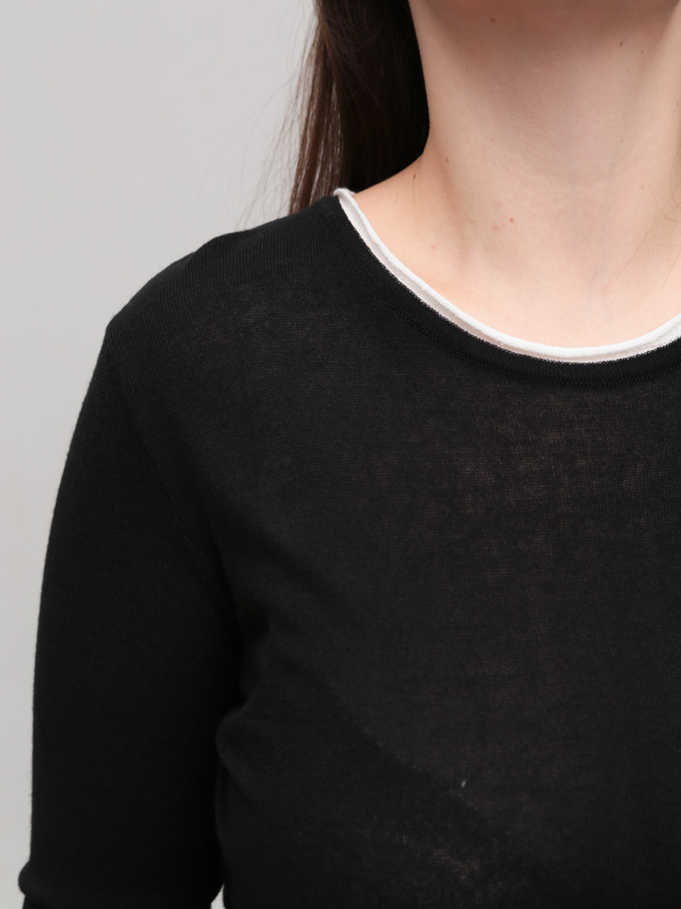 Лонгслів-сітка жіночий тонкий чорний прямий 12252-1-Т