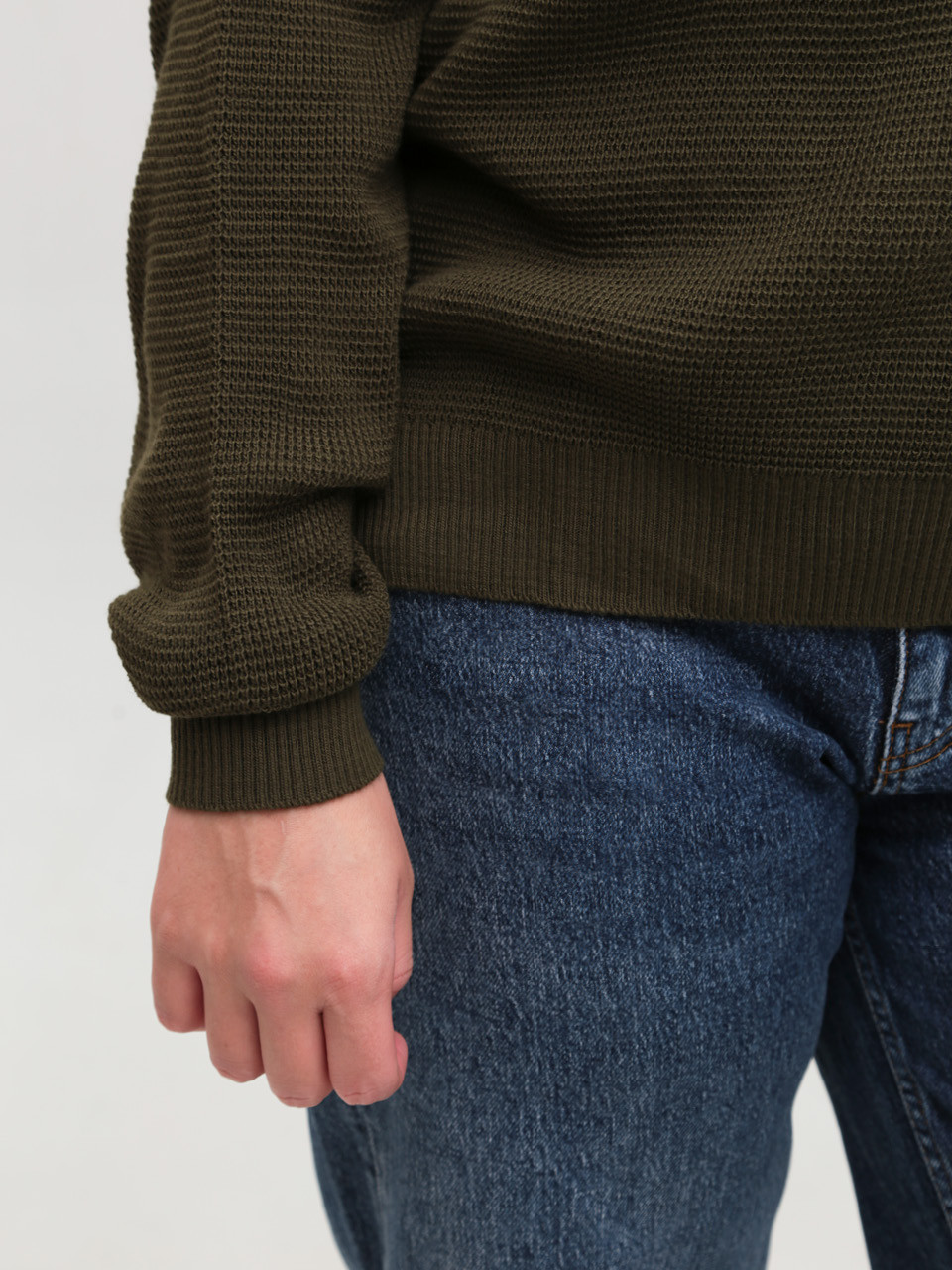 Светр жіночий хакі тонкий прямий 214281-8-Т