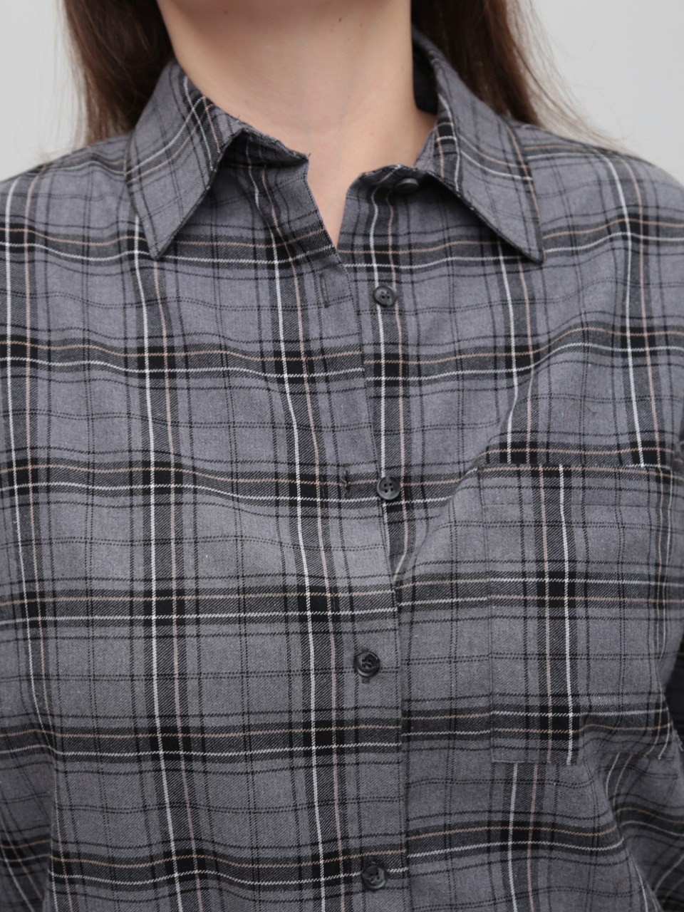 Сорочка жіноча в клітинку сіра тонка 145-3