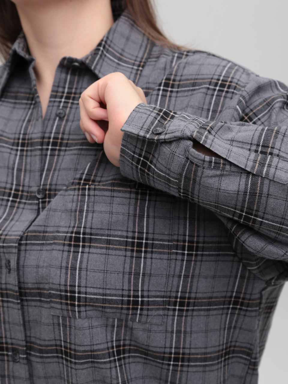 Сорочка жіноча в клітинку сіра тонка 145-3