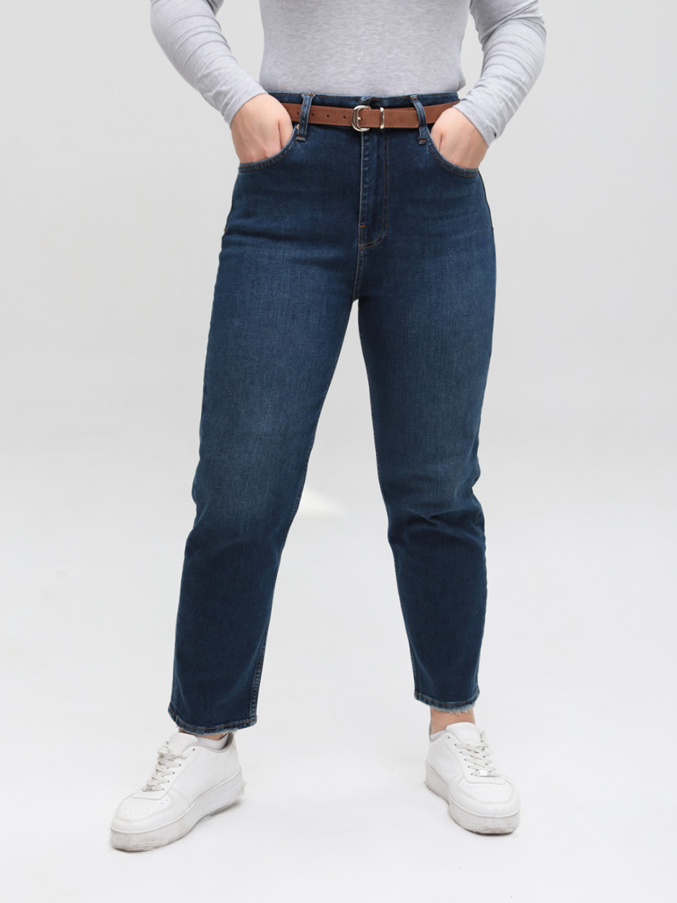 Джинсы женские синие прямые МОМ 1616