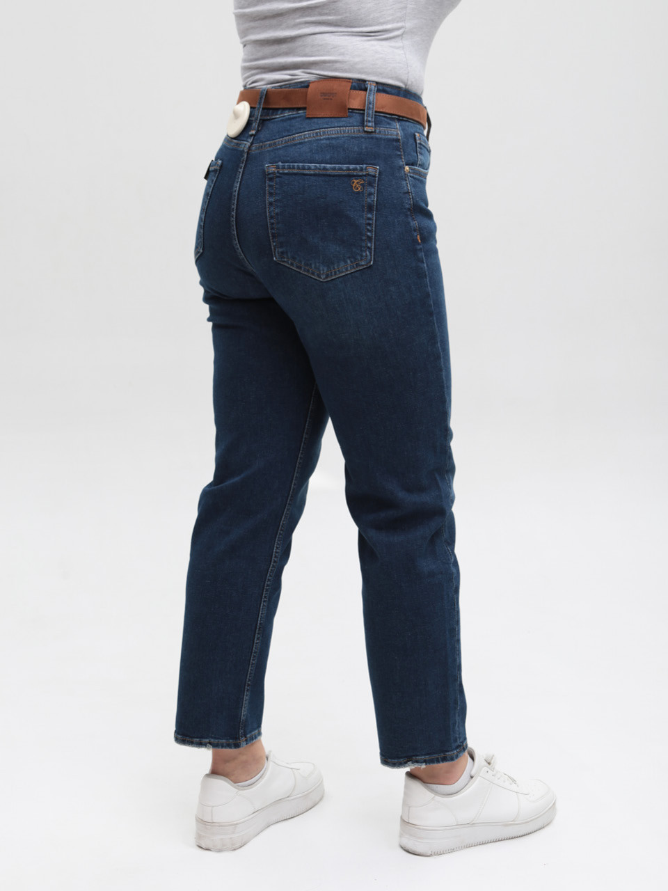 Джинсы женские синие прямые МОМ 1616