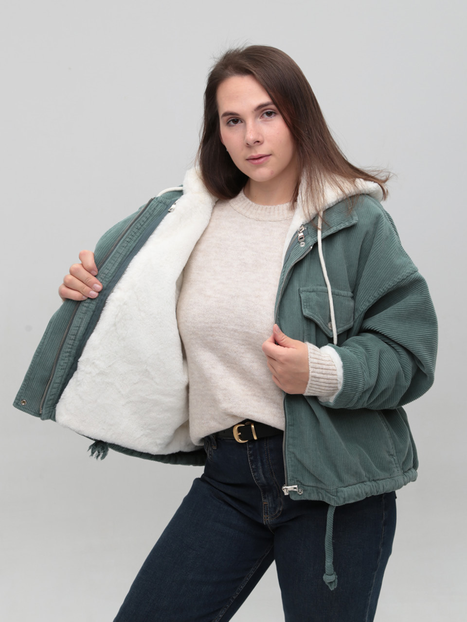 Куртка женская вельветовая с мехом ментоловая укороченная 518-5