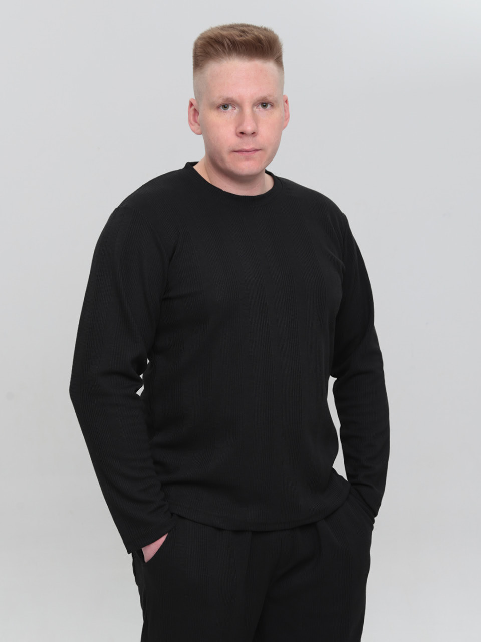 Лонгслив мужской черный тонкий прямой 5450-1