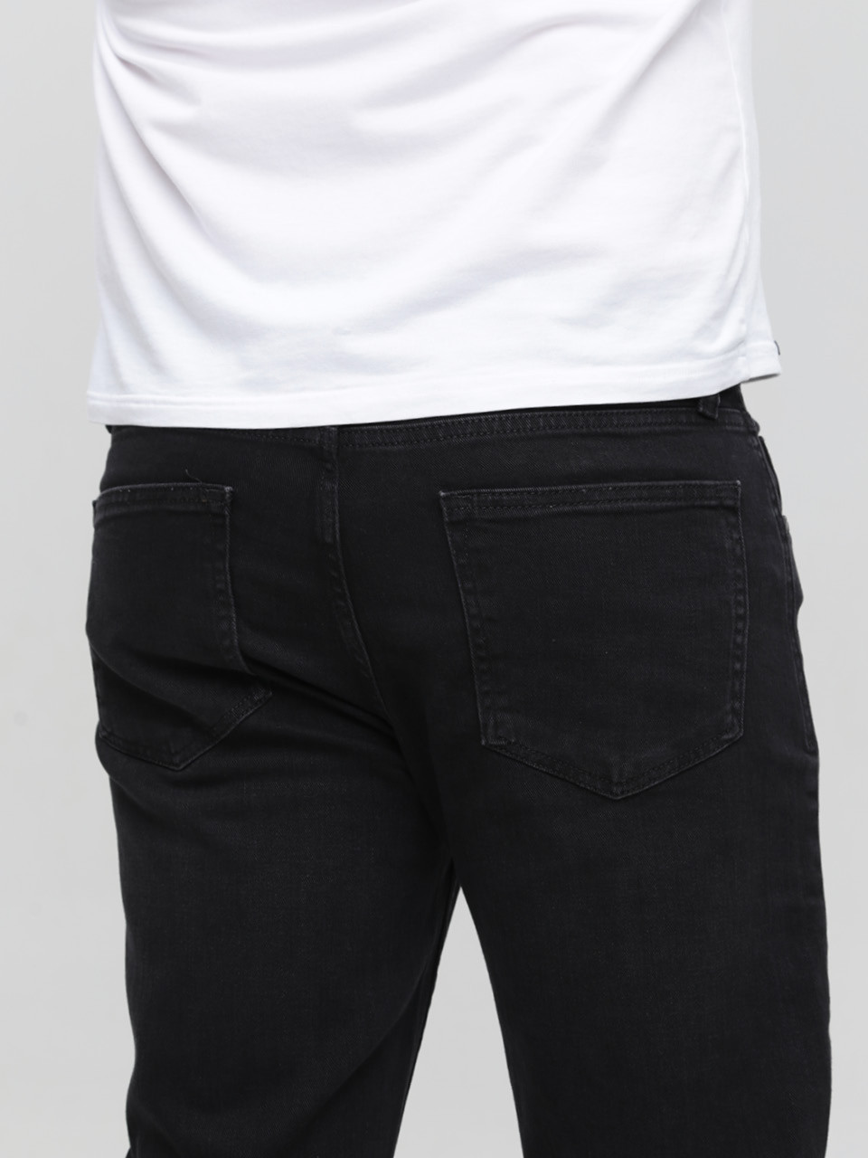 Джинсы мужские черные прямые 38 длина 26660 7618 389